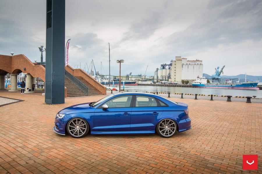  Audi S3 Sedan on Vossen Wheels (CVT) 2017 года  (фото 12 из 19)